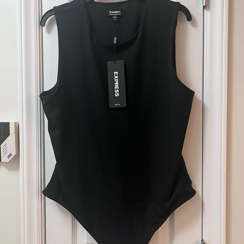 Express Women's Black Sleeveless bodysuit Size XL NWT body sculpting